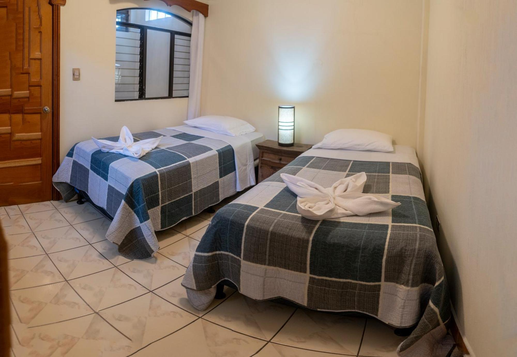 Hotel Los Manantiales Panajachel Εξωτερικό φωτογραφία